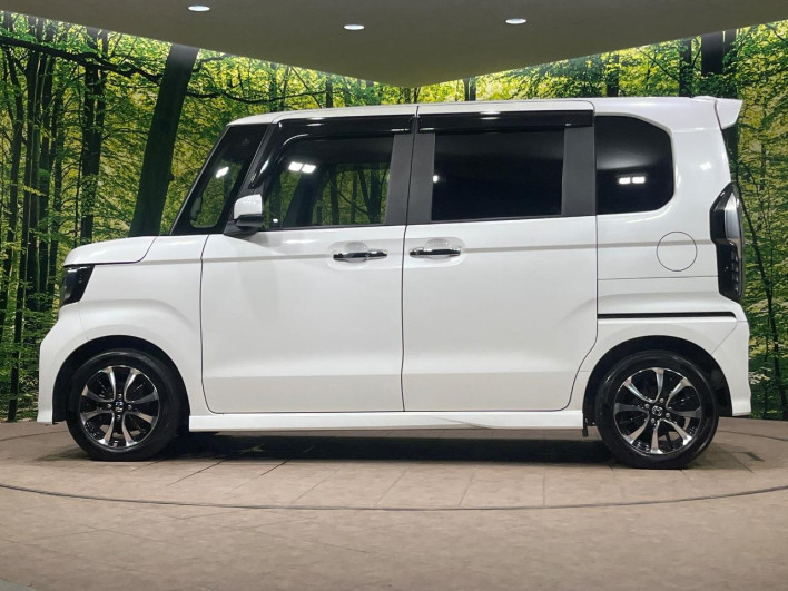 2019 Honda N-BOX CUSTOM DBA-JF3 (UW-6a0d2619e2478)[11]
