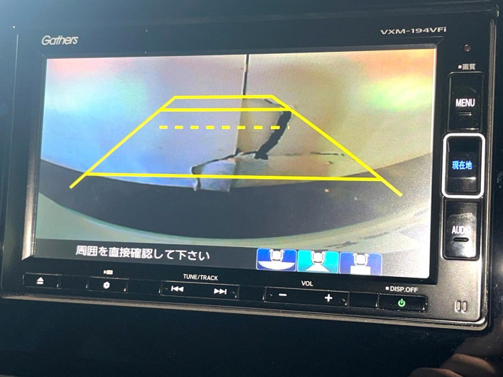 2019 Honda N-BOX CUSTOM DBA-JF3 (UW-6a0d261c1b225)[13]