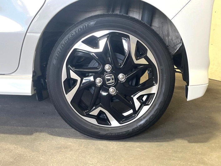 2019 Honda N-BOX CUSTOM DBA-JF3 (UW-6a0d261c1b225)[6]