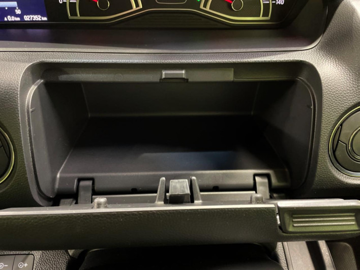 2021 Honda N-BOX CUSTOM 6BA-JF3 (UW-6a0d261f78e95)[28]