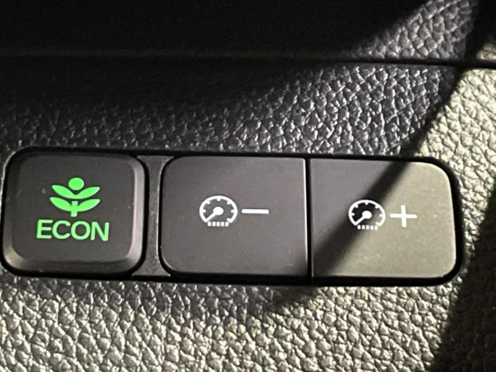 2021 Honda N-BOX CUSTOM 6BA-JF3 (UW-6a0d261f78e95)[29]