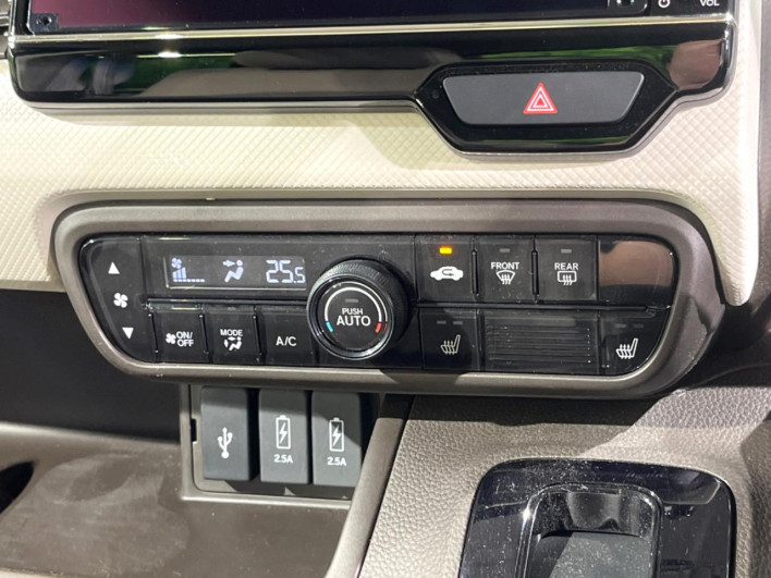 2021 Honda N-BOX 6BA-JF3 (UW-6a0d26211ce7d)[26]