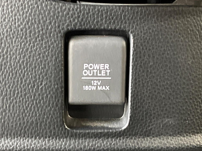 2022 Honda N-BOX CUSTOM 6BA-JF3 (UW-6a0d2621cbd8e)[14]