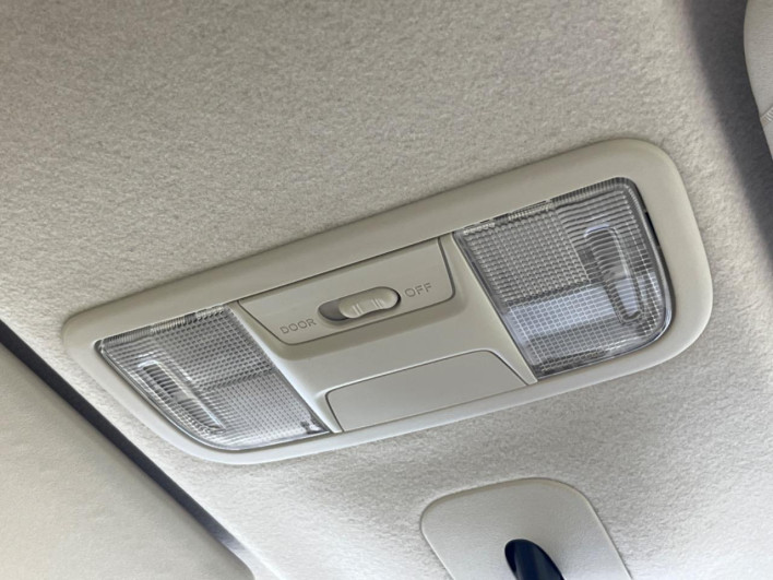 2019 Honda N-BOX DBA-JF4 (UW-6a0d262392e59)[6]