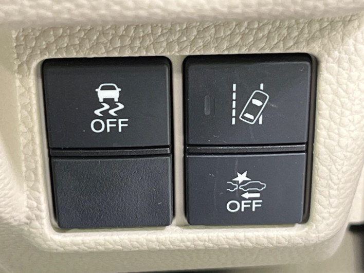 2019 Honda N-BOX DBA-JF4 (UW-6a0d262392e59)[24]
