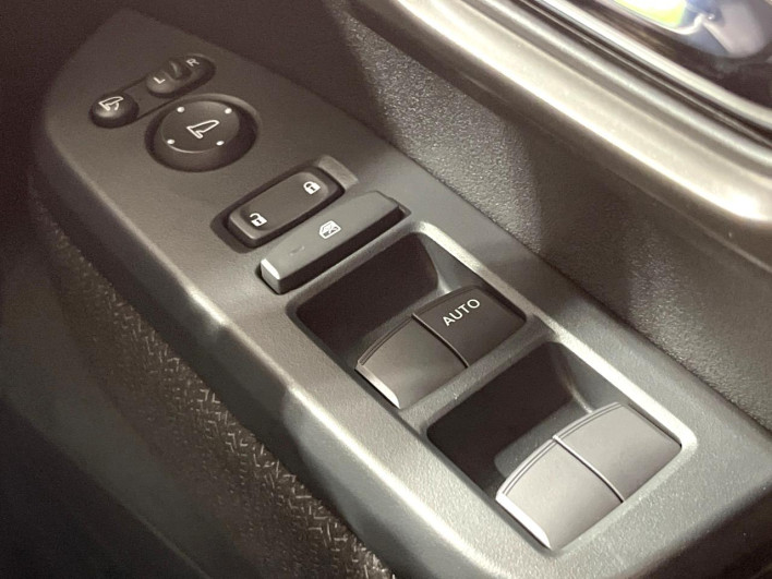 2026 Honda N-BOX CUSTOM 6BA-JF5 (UW-6a0d2627d9ba3)[22]