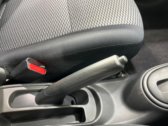 2013 Nissan March DBA-K13 (UW-6a0d2630e7bb0)[16]