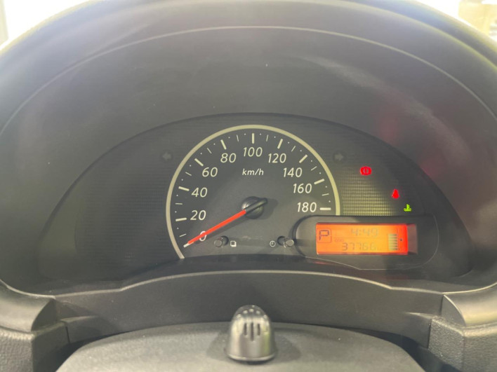 2013 Nissan March DBA-K13 (UW-6a0d2630e7bb0)[18]