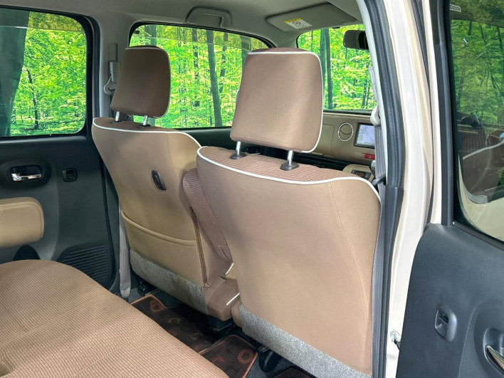 2015 Daihatsu Mira Cocoa DBA-L675S (UW-6a0d264267d2e)[29]