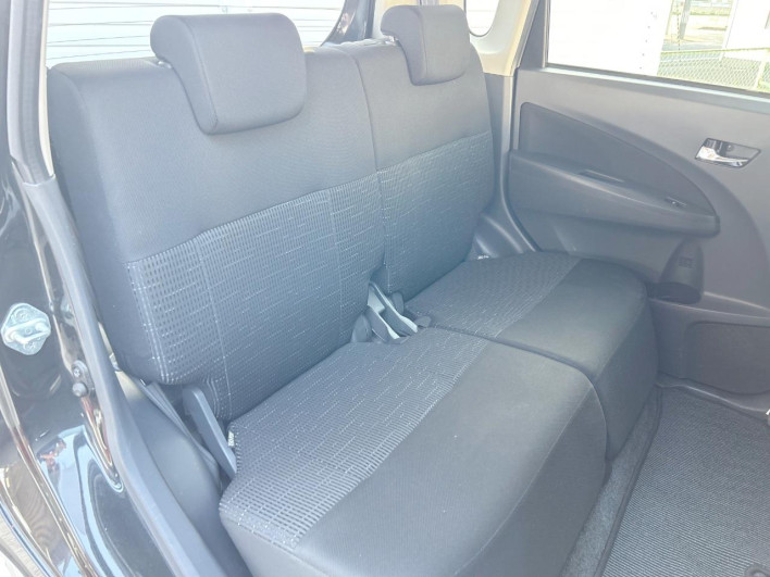 2013 Daihatsu Move DBA-LA100S (UW-6a0d264480400)[28]