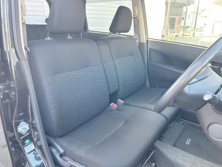 2013 Daihatsu Move DBA-LA100S (UW-6a0d264480400)[27]