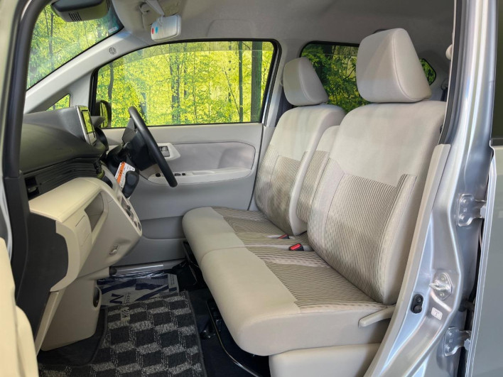 2017 Daihatsu Move DBA-LA150S (UW-6a0d2647769ff)[27]