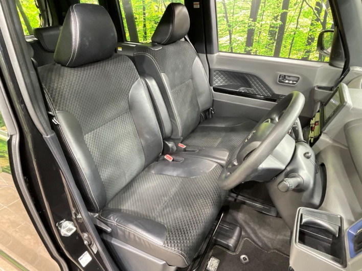 2019 Daihatsu Tanto 6BA-LA650S (UW-6a0d265782cfa)[12]