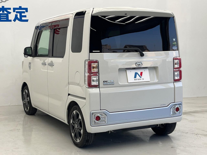 2016 Toyota Pixis Mega DBA-LA700A (UW-6a0d265b19f28)[20]