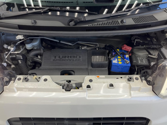 2016 Toyota Pixis Mega DBA-LA700A (UW-6a0d265b19f28)[9]