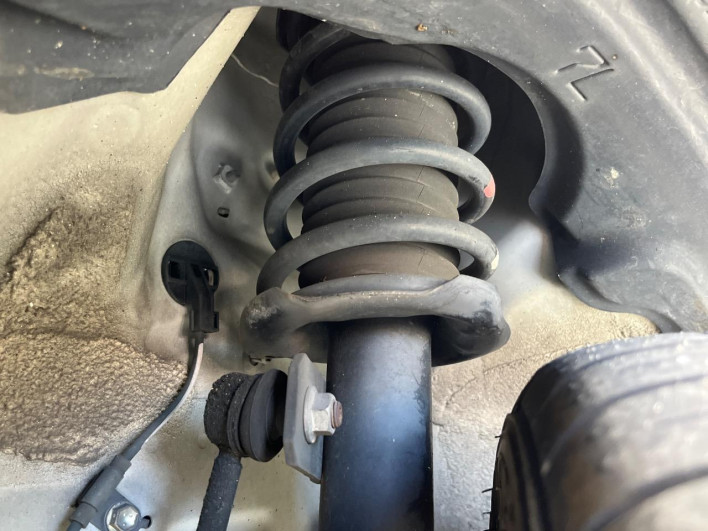 2016 Toyota Pixis Mega DBA-LA700A (UW-6a0d265b19f28)[7]
