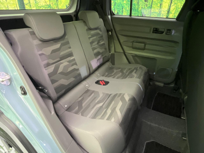 2020 Daihatsu Taft 5BA-LA900S (UW-6a0d2661c2756)[22]