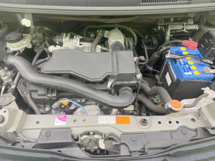 2017 Toyota Roomy DBA-M900A (UW-6a0d26688f920)[4]