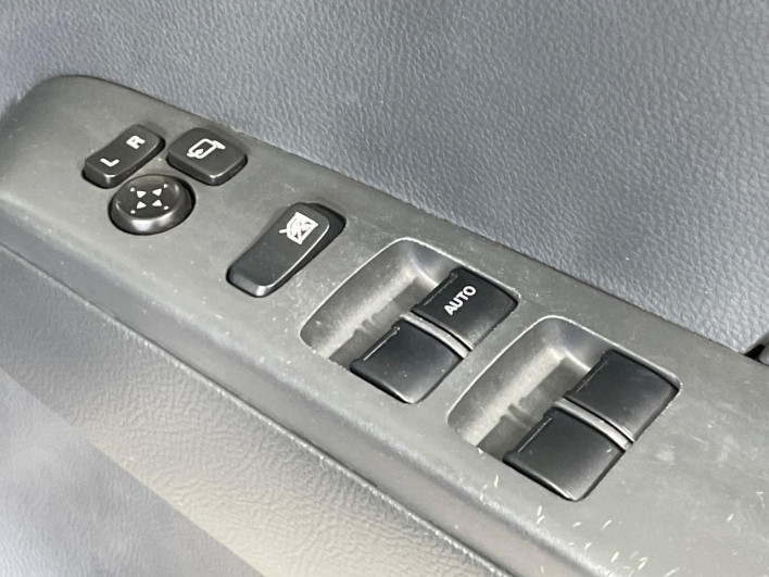 2013 Suzuki MR Wagon DBA-MF33S (UW-6a0d267bef7d8)[22]