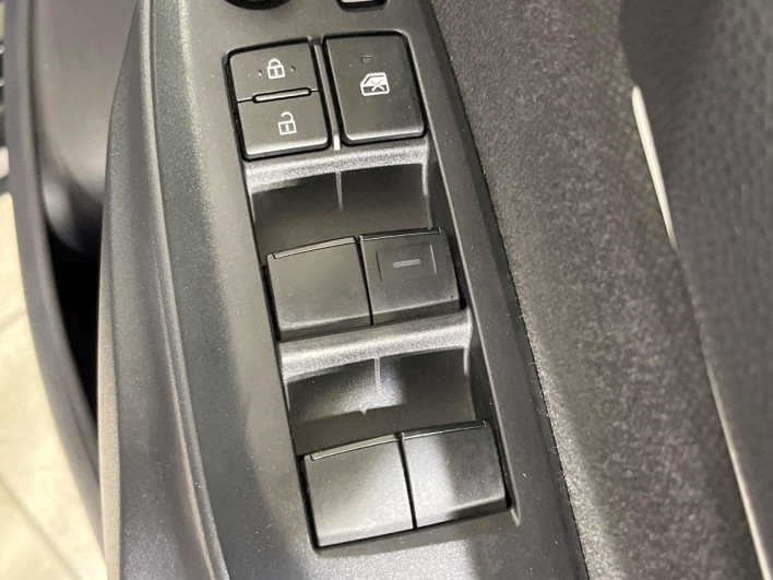 2020 Toyota Yaris 5BA-MXPA15 (UW-6a0d26a5600de)[11]