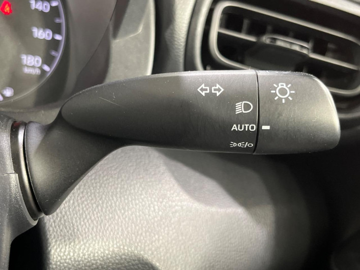 2020 Toyota Yaris 5BA-MXPA15 (UW-6a0d26a5600de)[24]