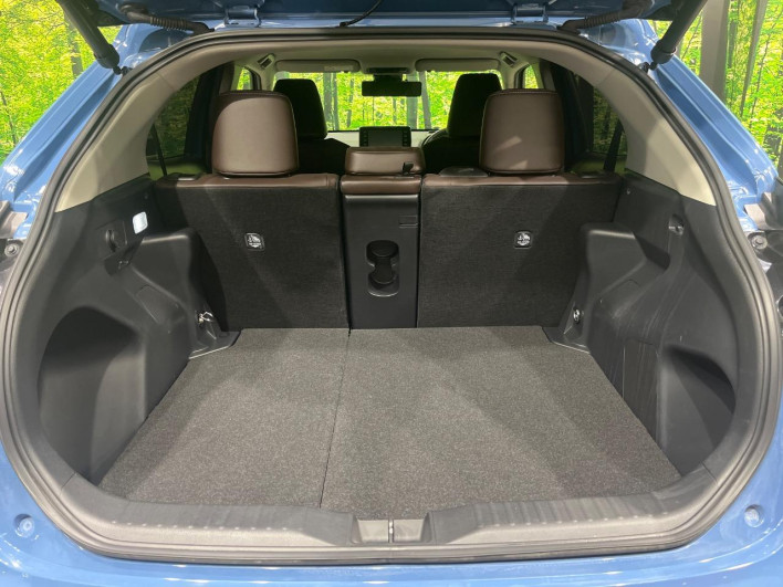 2021 Toyota Yaris Cross 6AA-MXPJ10 (UW-6a0d26a8808bf)[7]