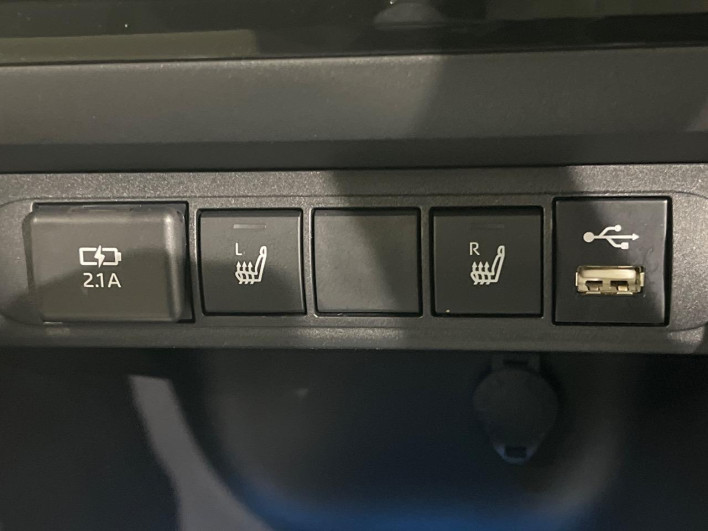 2021 Toyota Yaris Cross 6AA-MXPJ10 (UW-6a0d26a8808bf)[26]