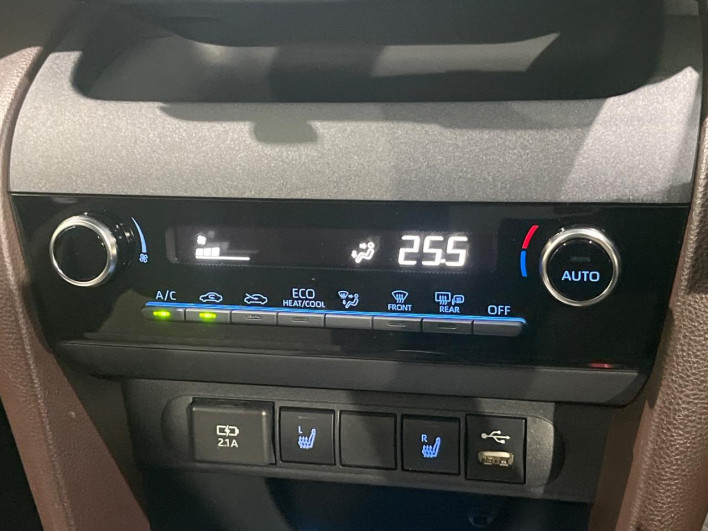 2021 Toyota Yaris Cross 6AA-MXPJ10 (UW-6a0d26a8808bf)[28]