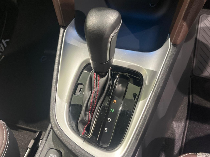 2021 Toyota Yaris Cross 6AA-MXPJ10 (UW-6a0d26a8808bf)[23]