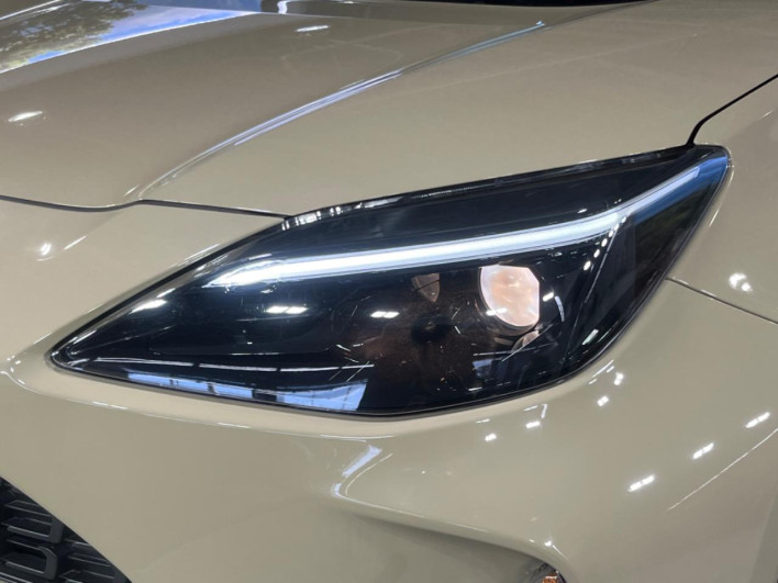 2023 Toyota Yaris Cross 6AA-MXPJ10 (UW-6a0d26aba4ff3)[10]