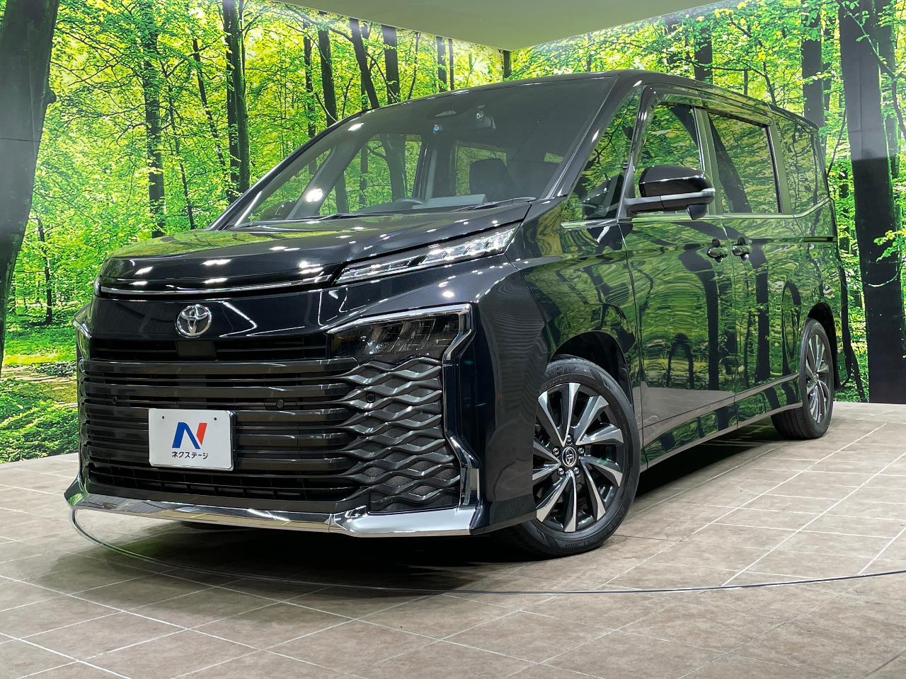 2022 Toyota Voxy 6BA-MZRA90W