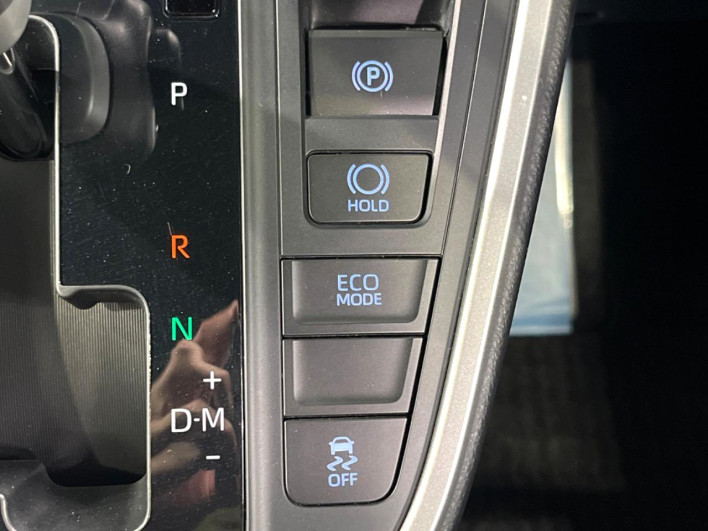 2023 Toyota Voxy 6BA-MZRA90W (UW-6a0d26c1e0bae)[26]