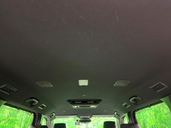 2023 Toyota Voxy 6BA-MZRA90W (UW-6a0d26c1e0bae)[15]