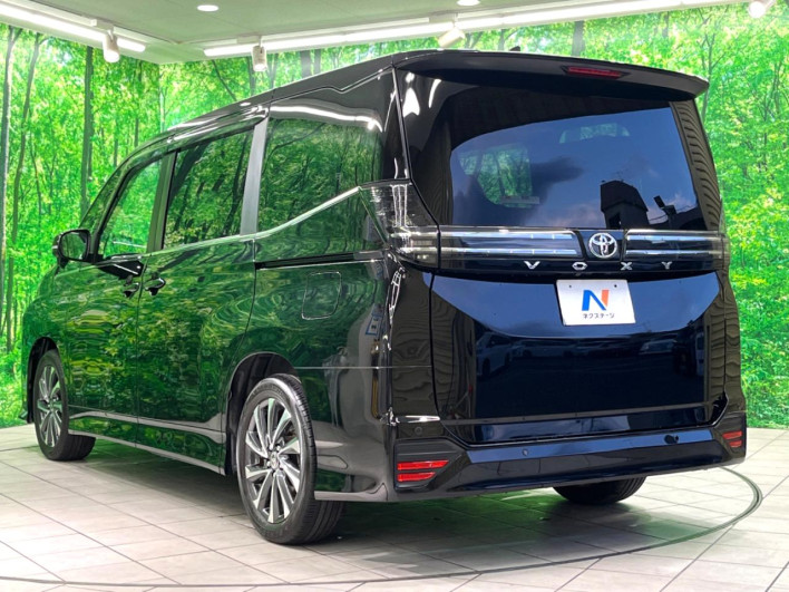 2023 Toyota Voxy 6BA-MZRA90W (UW-6a0d26c1e0bae)[7]
