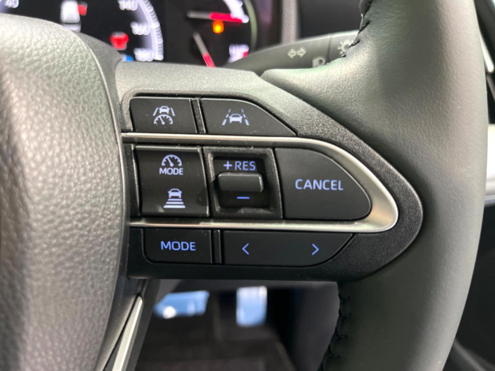2023 Toyota Voxy 6BA-MZRA90W (UW-6a0d26c1e0bae)[29]