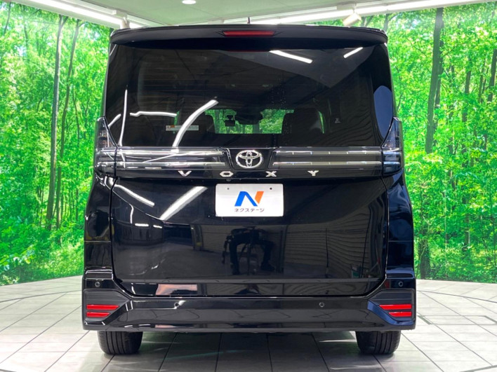 2023 Toyota Voxy 6BA-MZRA90W (UW-6a0d26c1e0bae)[8]
