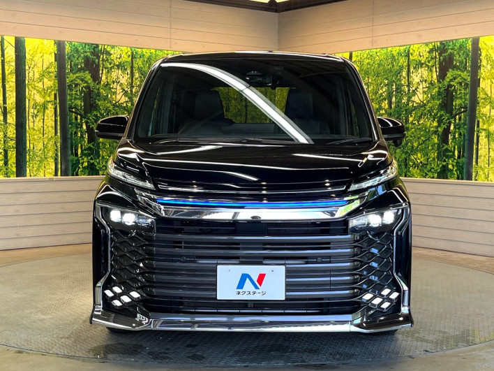 2023 Toyota Voxy 6BA-MZRA90W (UW-6a0d26c2759c5)[13]