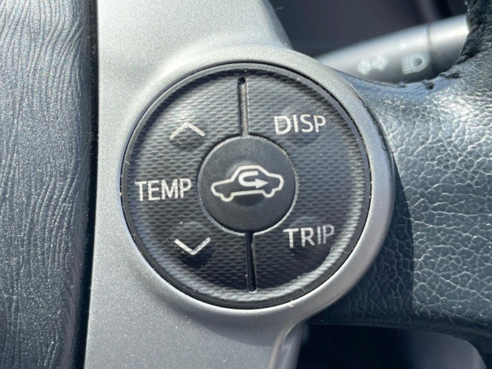 2014 Toyota Aqua DAA-NHP10 (UW-6a0d26cb6e93e)[21]