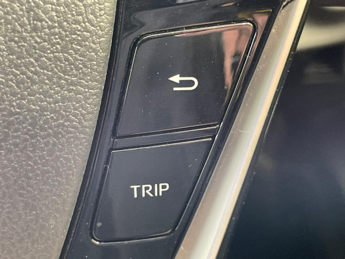 2017 Toyota Aqua DAA-NHP10 (UW-6a0d26cdc6346)[23]
