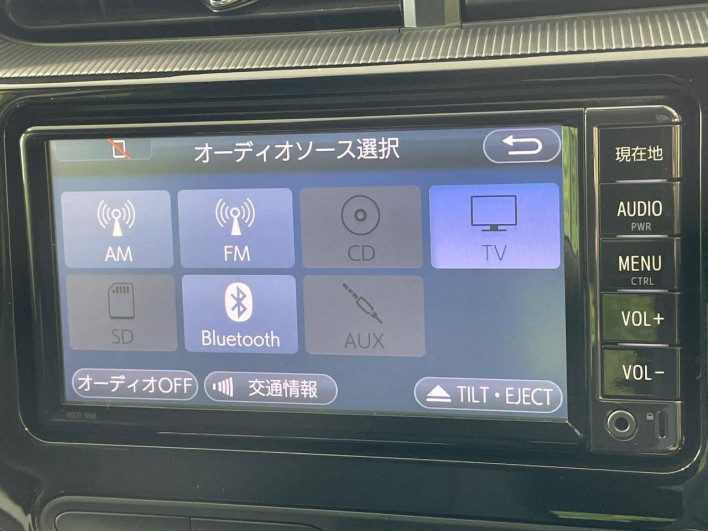 2017 Toyota Aqua DAA-NHP10 (UW-6a0d26cdc6346)[12]