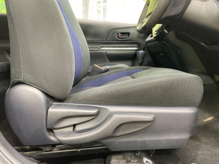 2017 Toyota Aqua DAA-NHP10 (UW-6a0d26cdc6346)[9]