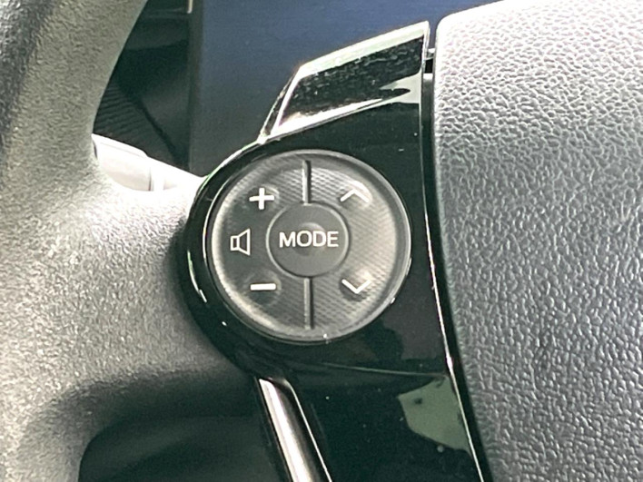 2018 Toyota Aqua DAA-NHP10 (UW-6a0d26ceb0e53)[24]