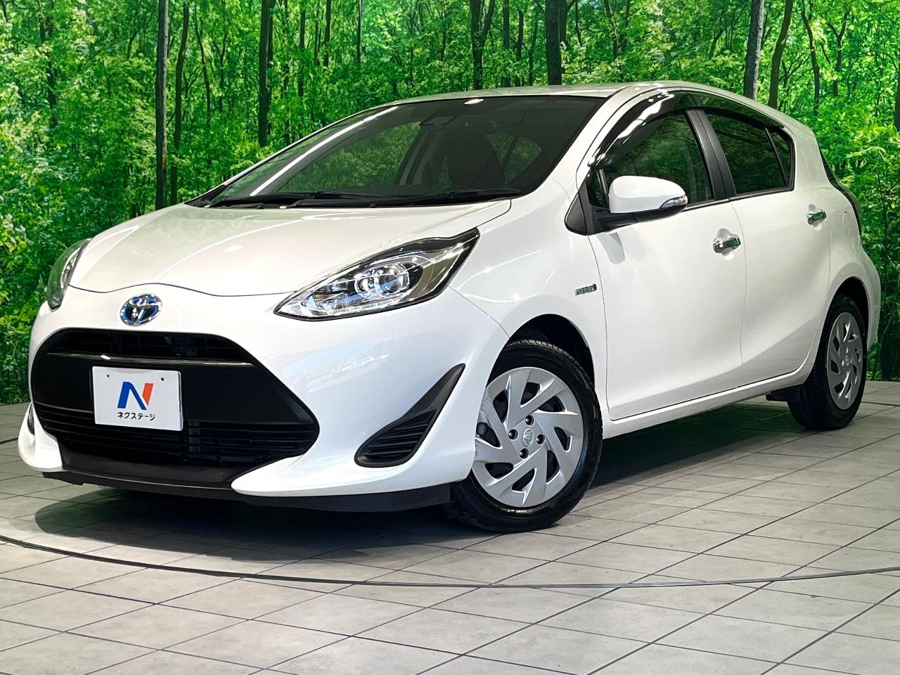 2018 Toyota Aqua DAA-NHP10