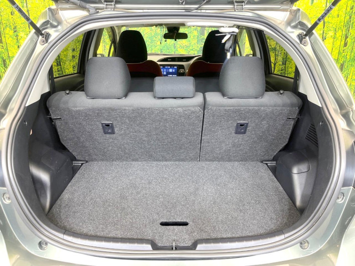 2019 Toyota Vitz DAA-NHP130 (UW-6a0d26d135263)[29]