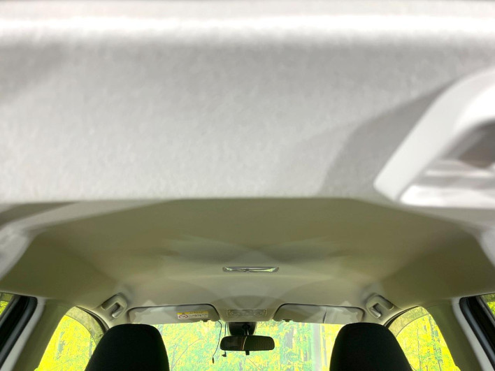 2019 Toyota Vitz DAA-NHP130 (UW-6a0d26d135263)[28]