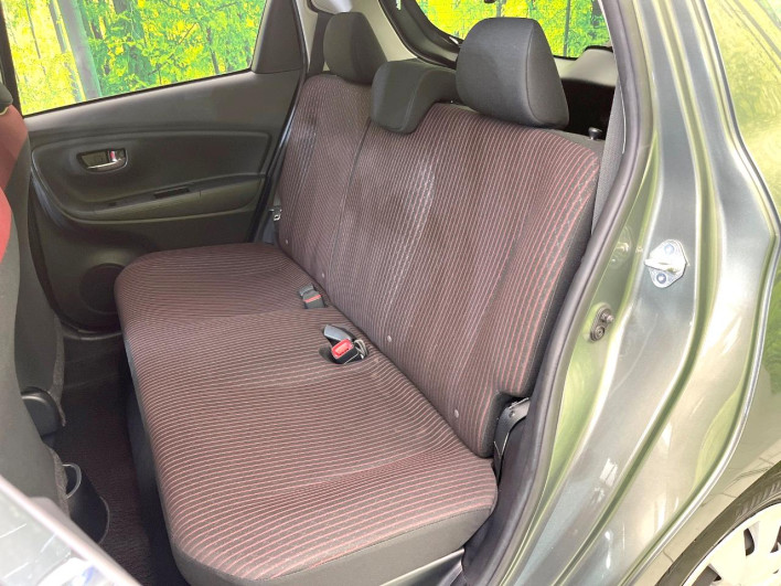 2019 Toyota Vitz DAA-NHP130 (UW-6a0d26d135263)[14]
