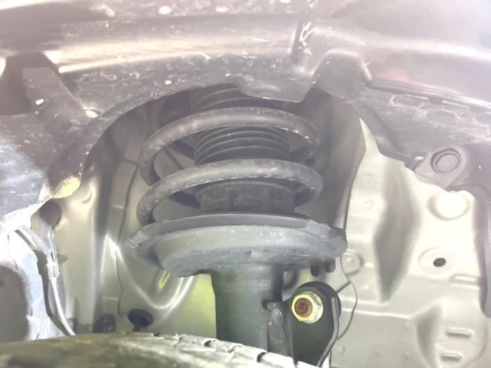 2019 Toyota Vitz DAA-NHP130 (UW-6a0d26d135263)[6]