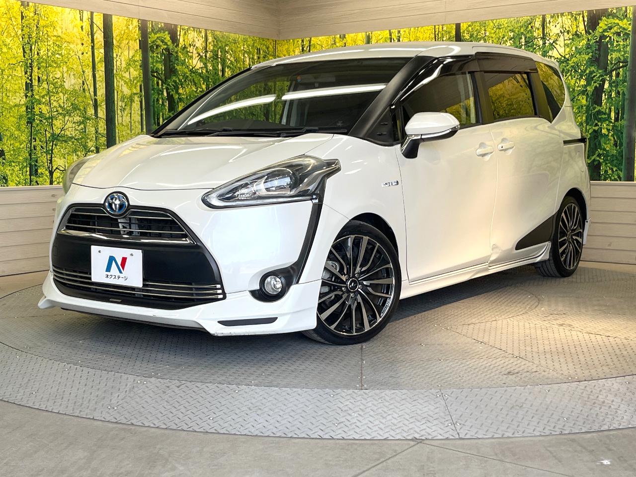 2016 Toyota Sienta DAA-NHP170G