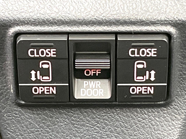 2016 Toyota Sienta DAA-NHP170G (UW-6a0d26d19f873)[29]