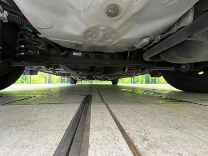 2014 Toyota Vitz DBA-NSP130 (UW-6a0d26d3729d4)[23]